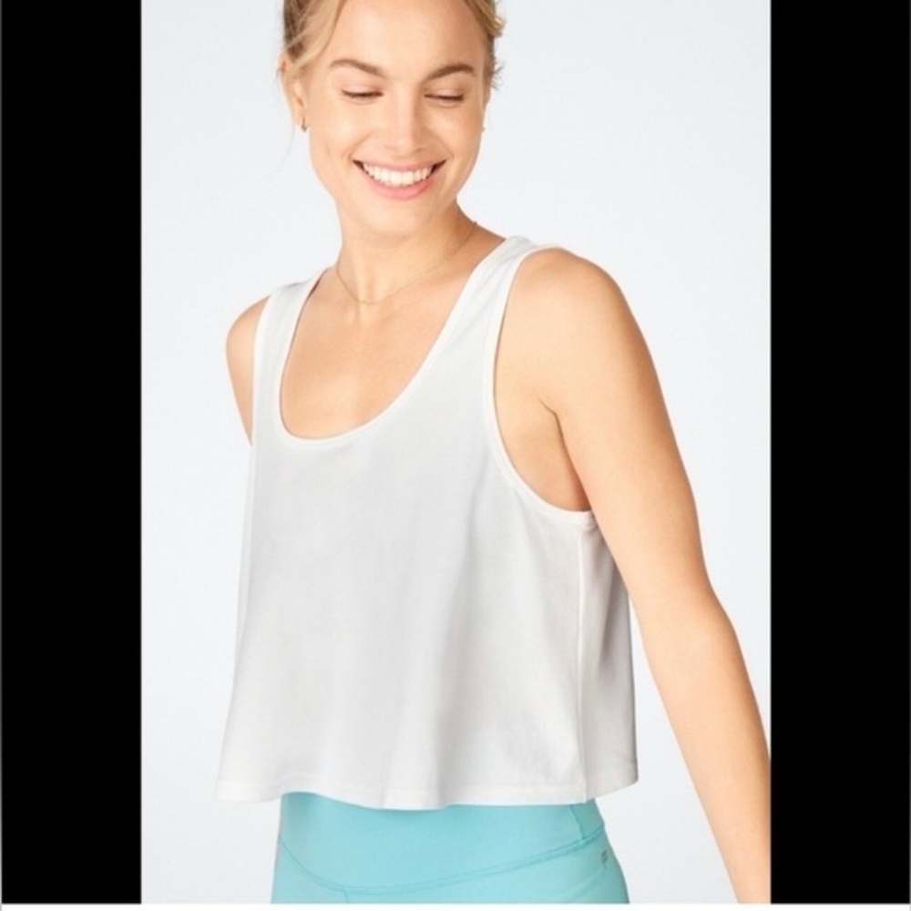 Fabletics || NWT Carter Swing Tank II (S)